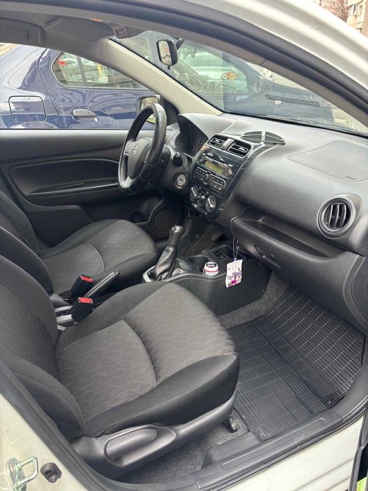 Vand Mitsubishi Space Star 2020 Benzina