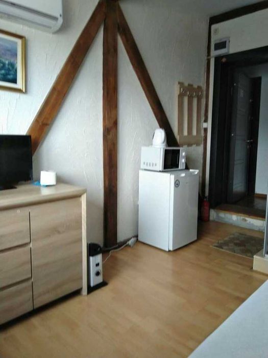 Дава се под наем Едностаен апартамент в София, Център - 20 кв.м за 289.17 € - Снимка #2