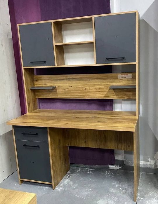 Dars stoli 2 qavatli