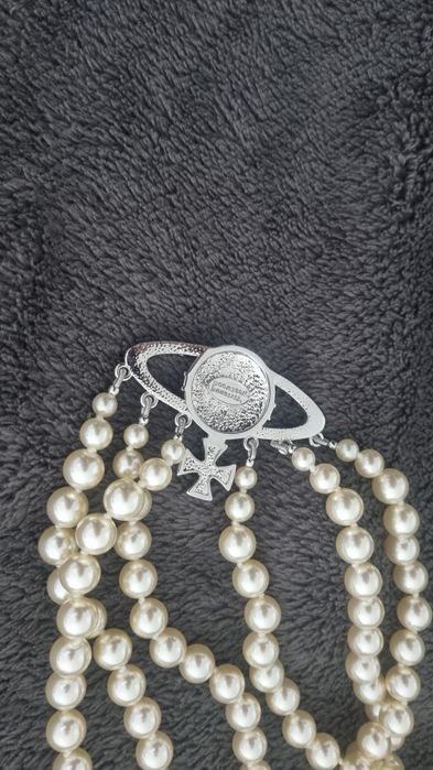 Colier Vivienne Westwood 3 row pearls silver