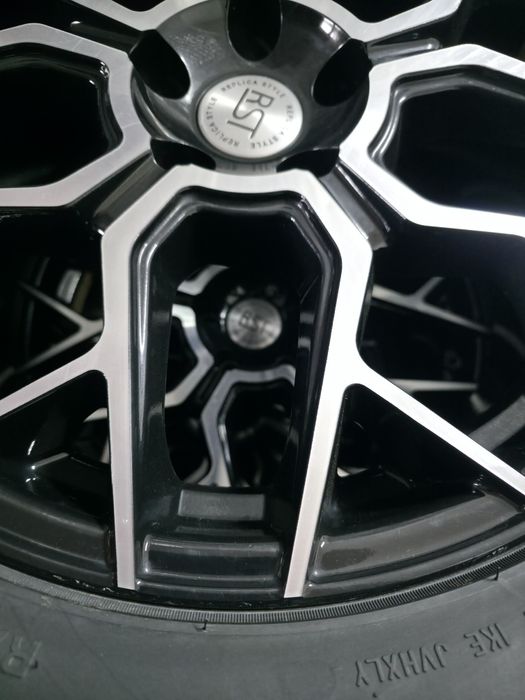 Колёса в сборе 265/60R18