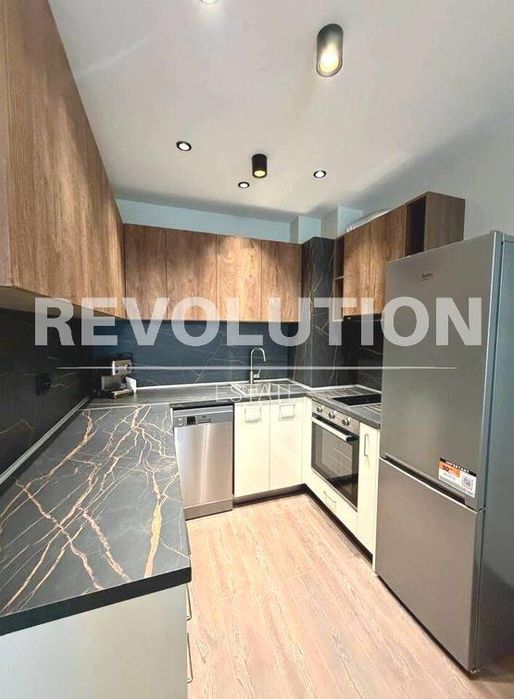 Двустаен апартамент в района на Младост!