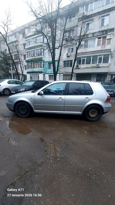 VW Golf 4 1.6 benzină – 4500 lei – Galați