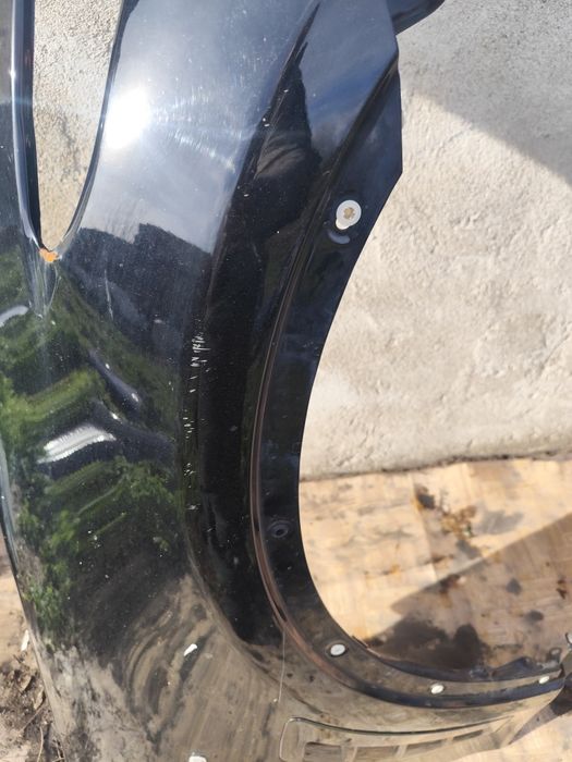 Ляв и Десен калник -Infiniti fx30-Qx70 -