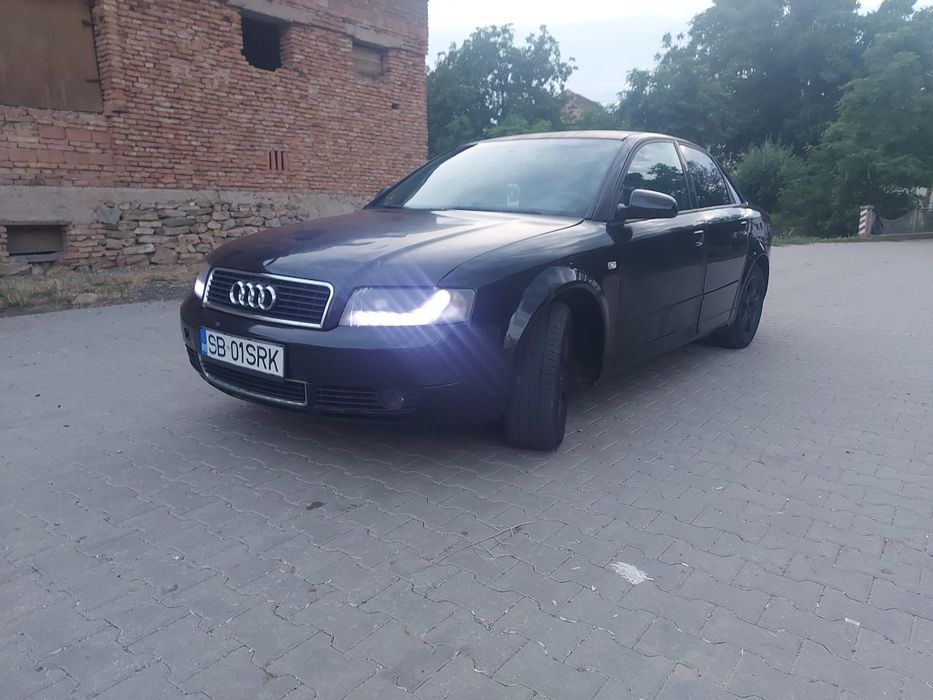 Vând Audi a4 b6 1.9 TDI. Preț