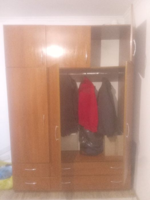 Срочно продам шифонер