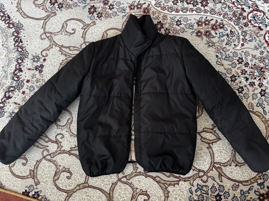 отдам куртку весна и кожанку