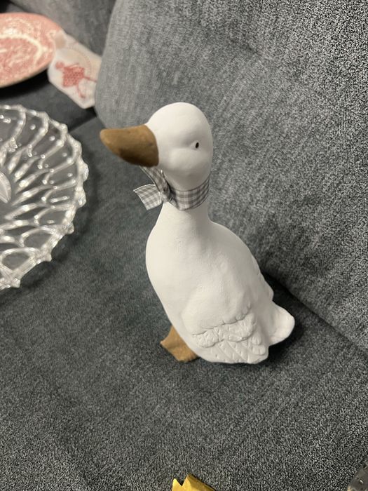 Jucarie rata alba cu maro