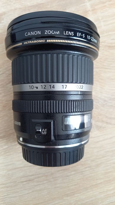 Obiectiv foto Canon 10-22mm
