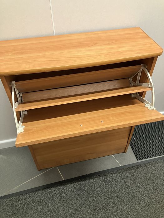 Продам обувницу в идеальном состоянии