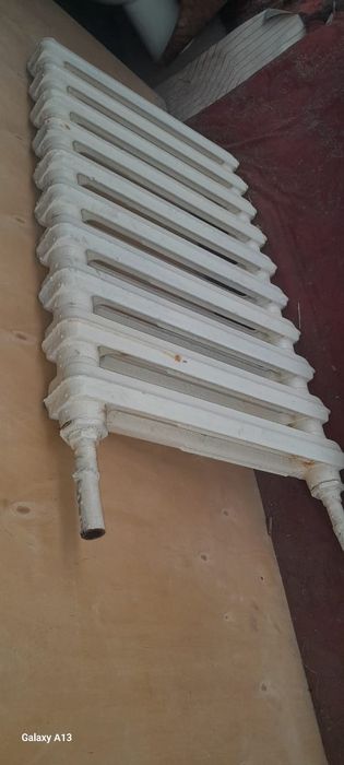 Продам чугунные батареи