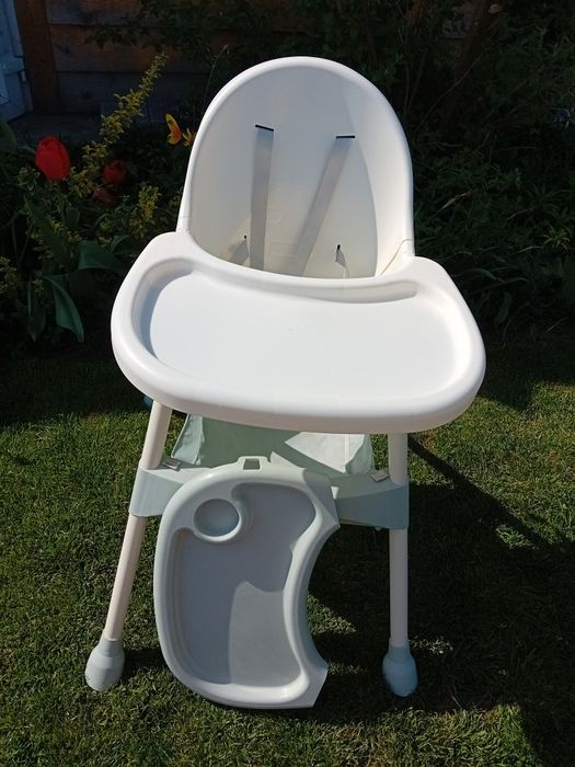Scaun de masă pentru bebeluși