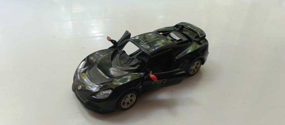 Коллекционная металлическая машинка масштабная модель железная машинка