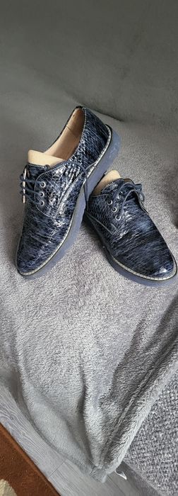 Pantofi de piele