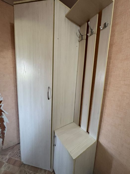 Продам  прихожая