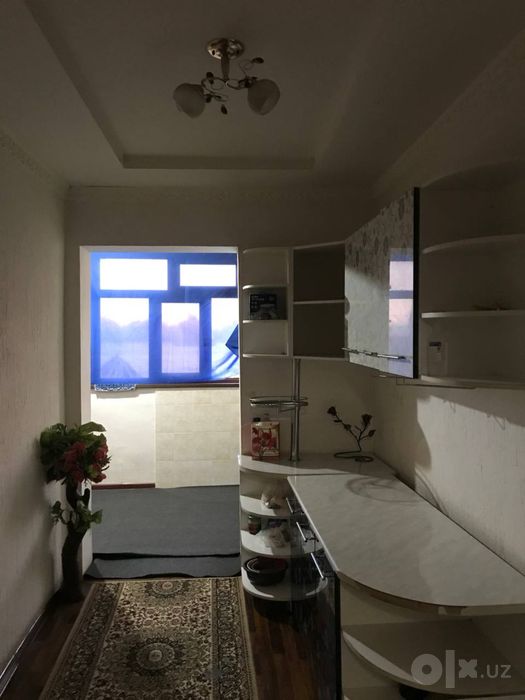 Продам квартиру в Джиззах 2х