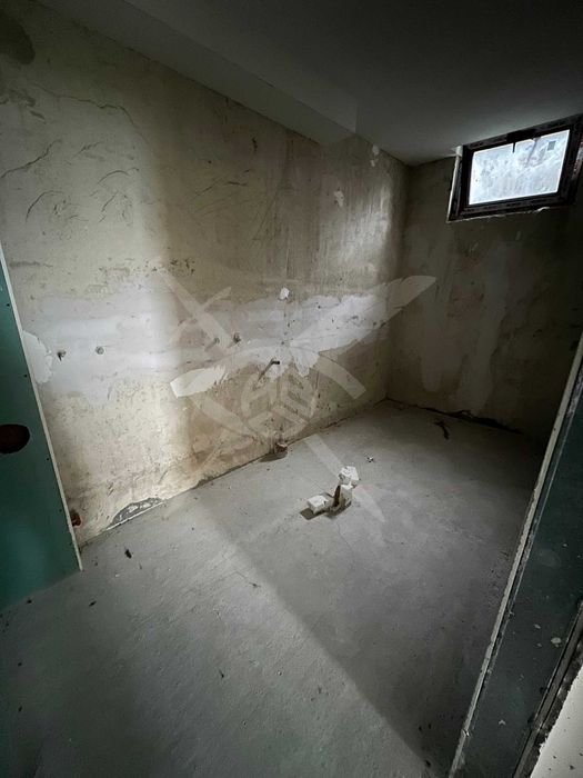 Продава се Къща в Варна, м-т Св. Никола - 205 кв.м за 1600 €/кв.м - Снимка #12