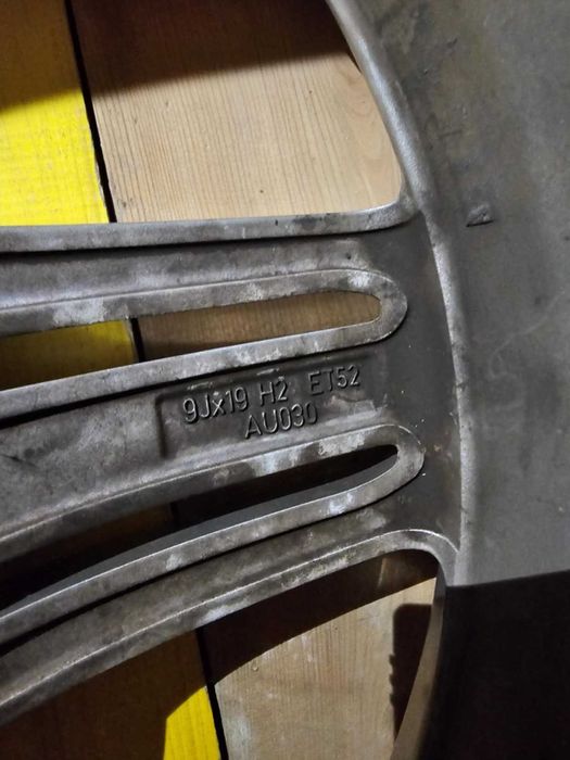 Vand genti aluminiu originale audi