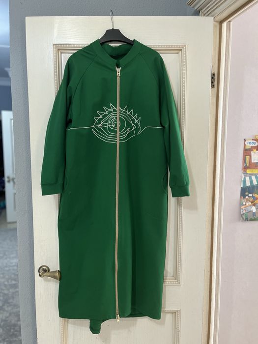 Верхняя одежда в ассортименте