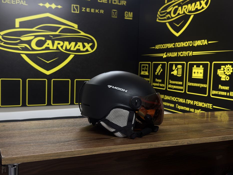 Шлем для мопедистов