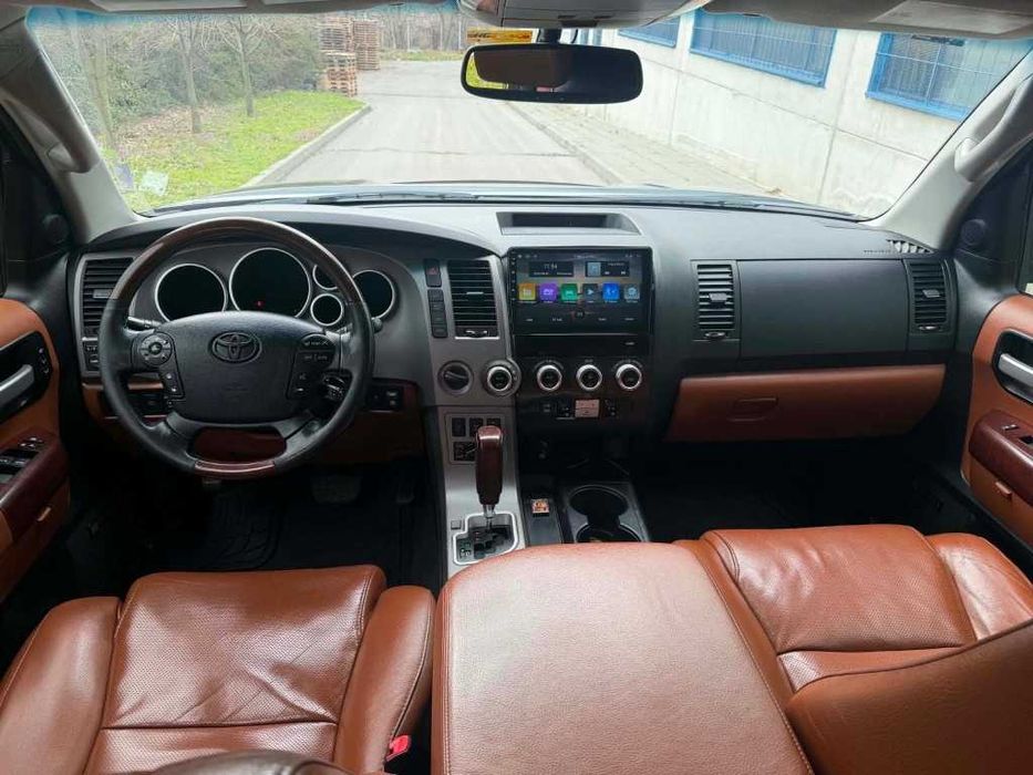 Toyota Sequoia 5.7 газ