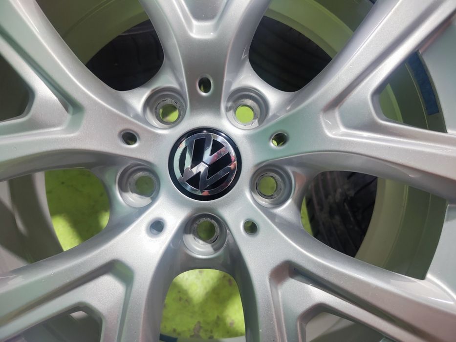 17 5x112 Vw Touran Caddy Passat Skoda лети джанти 5х112 205/55/17