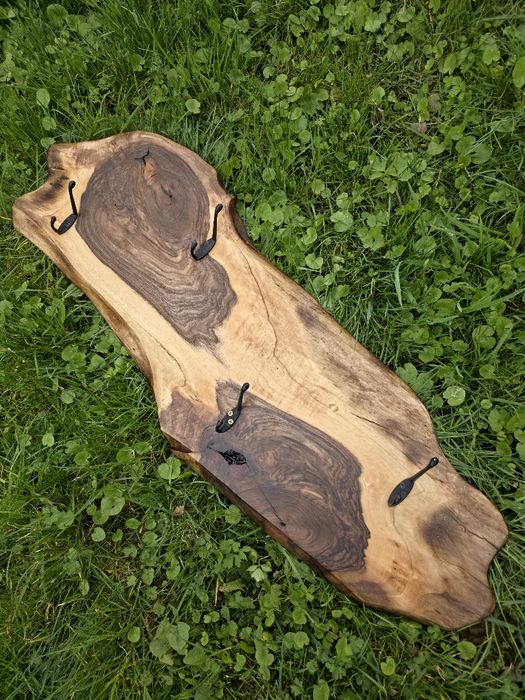 cuier lemn masiv, cireș, stejar, nuc