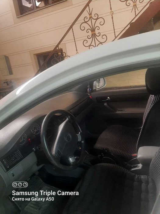 Chevrolet Lacetti сотилади!