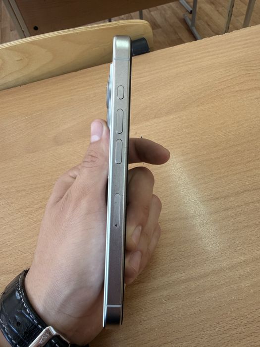 Iphone 15 Pro.
