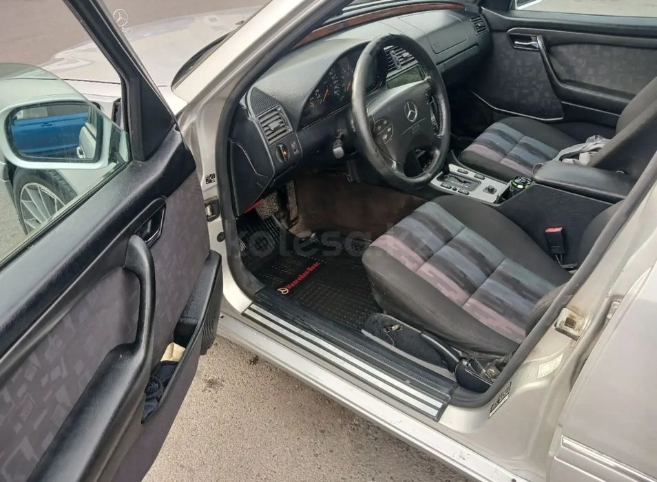 Мерседес C220 цешка