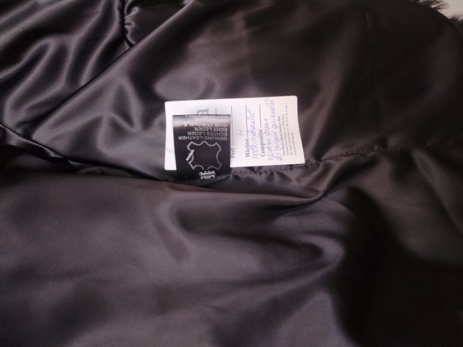 Haina din blana naturala