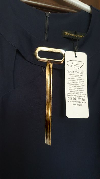 Продам платье нарядное