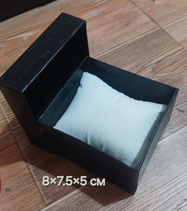 Подарочные коробки, упаковка для подарков