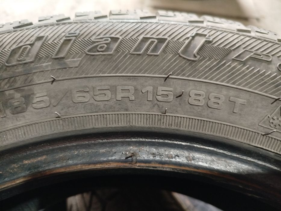 Шины R 15 в отличном состоянии