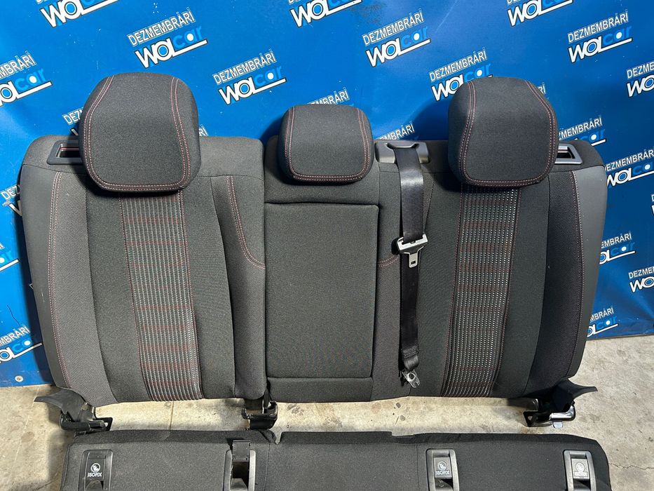 Interior peugeot 308 hatchback 2018