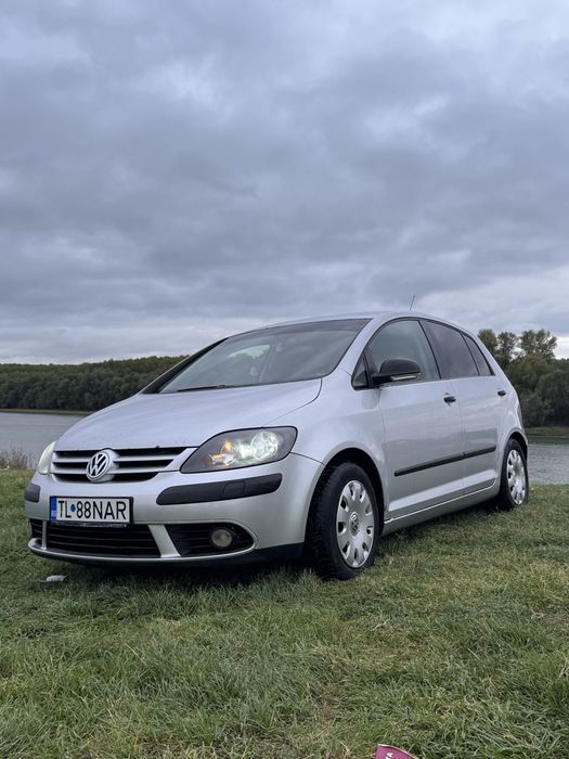 VOLKSWAGEN Golf Plus 2009 — imagine 1