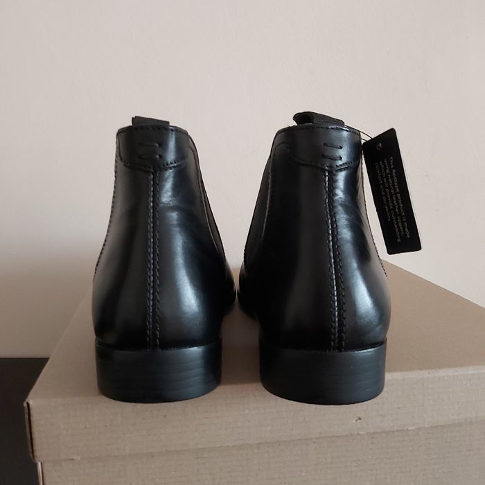 Ghete Chelsea, cizme scurte din piele naturală.