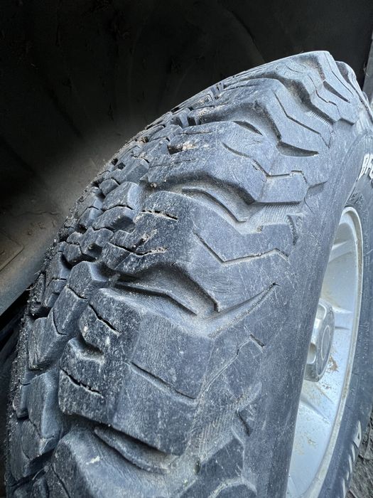 Продавам гуми All-Terrain 30/9,5R15