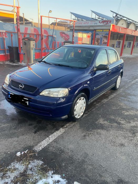 Vând opel astra G
