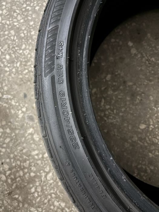 Продам резину Bridgestone  235/40  R19