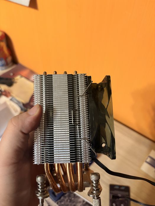 Продам кулер для процессора