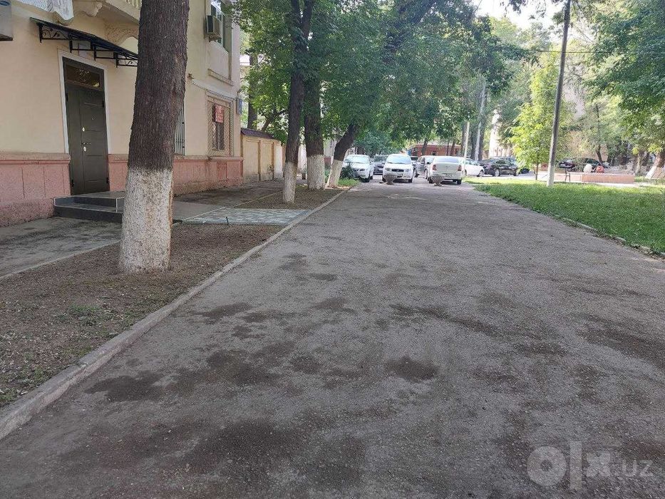 Prodayu svoyu nejiloe  Mukimiy most
