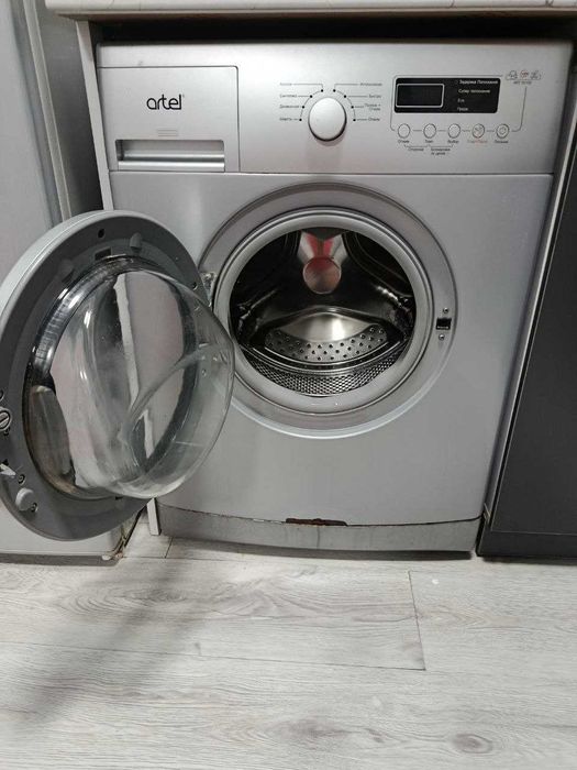 Продам стиральную машину