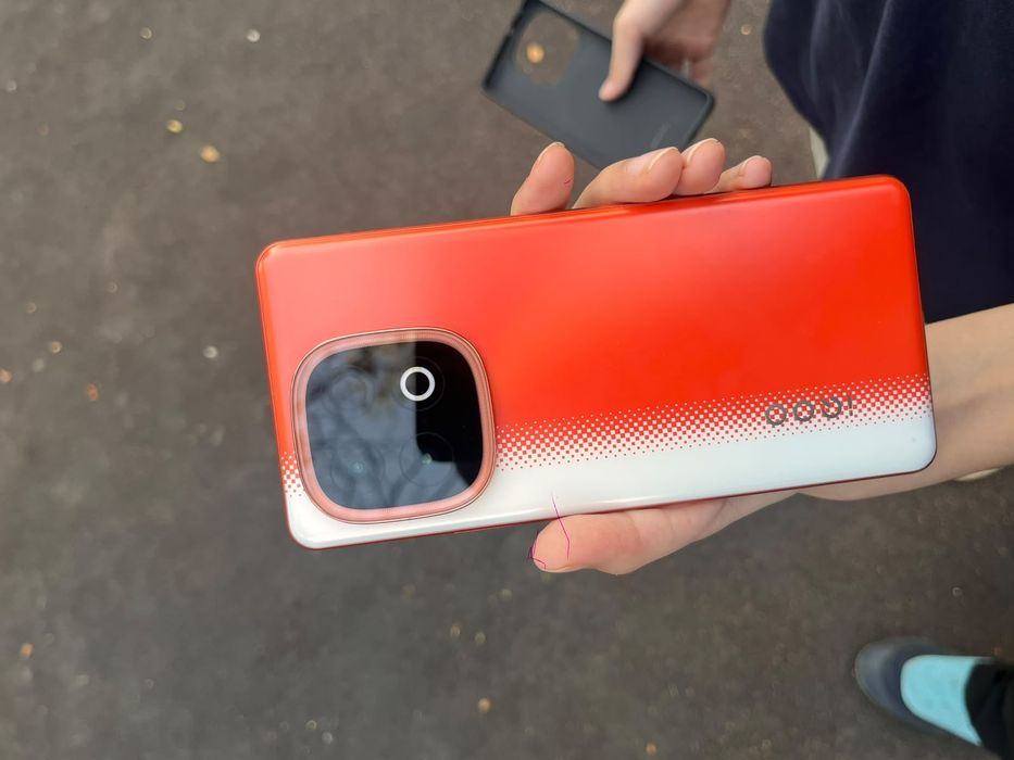 Vivo iQOO Neo 10