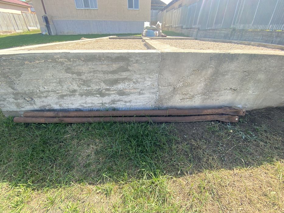 Продам железные стойки