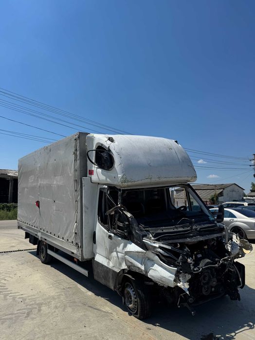 Dezmembrez Iveco Daily 3.0 Euro 6 2022 180 cai Cub Prelata Facelift