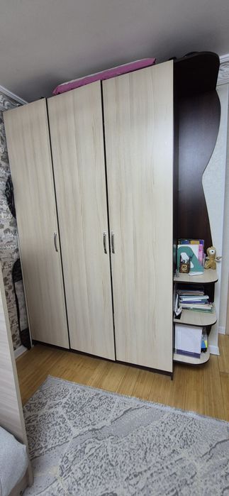 Продам шкаф в хорошем состоянии