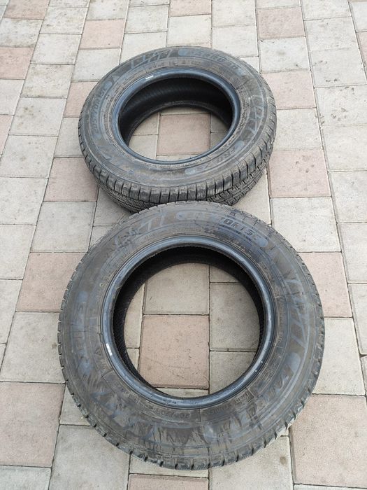 Продам резину FARROAD 205/70R15C