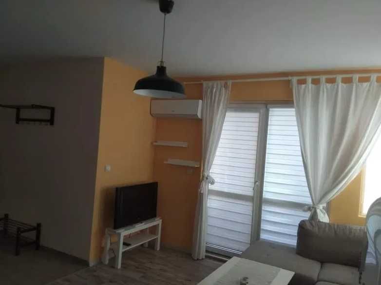 Дава се под наем Едностаен апартамент в Пловдив, Каменица 1 - 28 кв.м за 137.7 € - Снимка #1