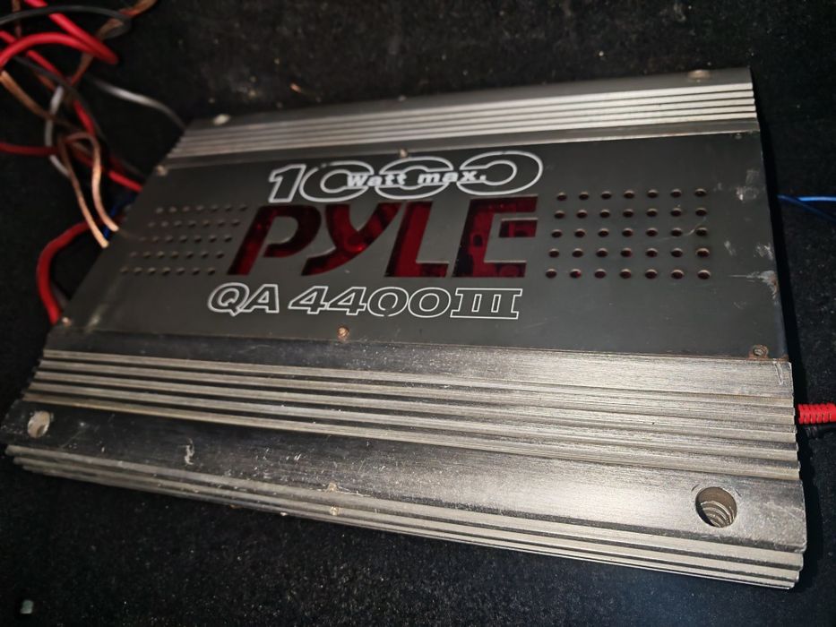 Subwoofer Magnat Transforcer 1200+stație Pyle